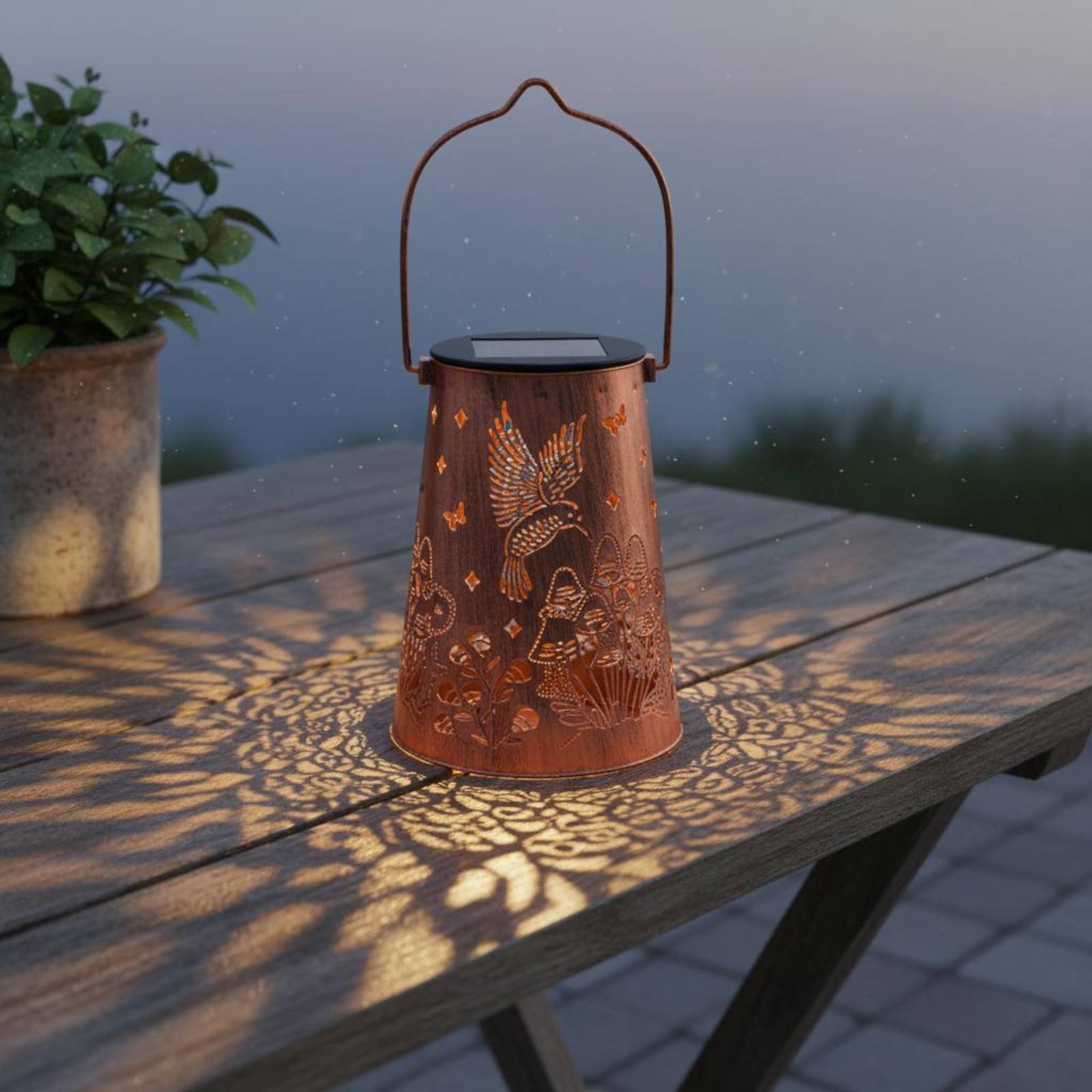 花柄ガーデンランタンパターンガーデン照明器具自動オン/オフ錬 - Lighting Decor Outdoor のレビューと価格